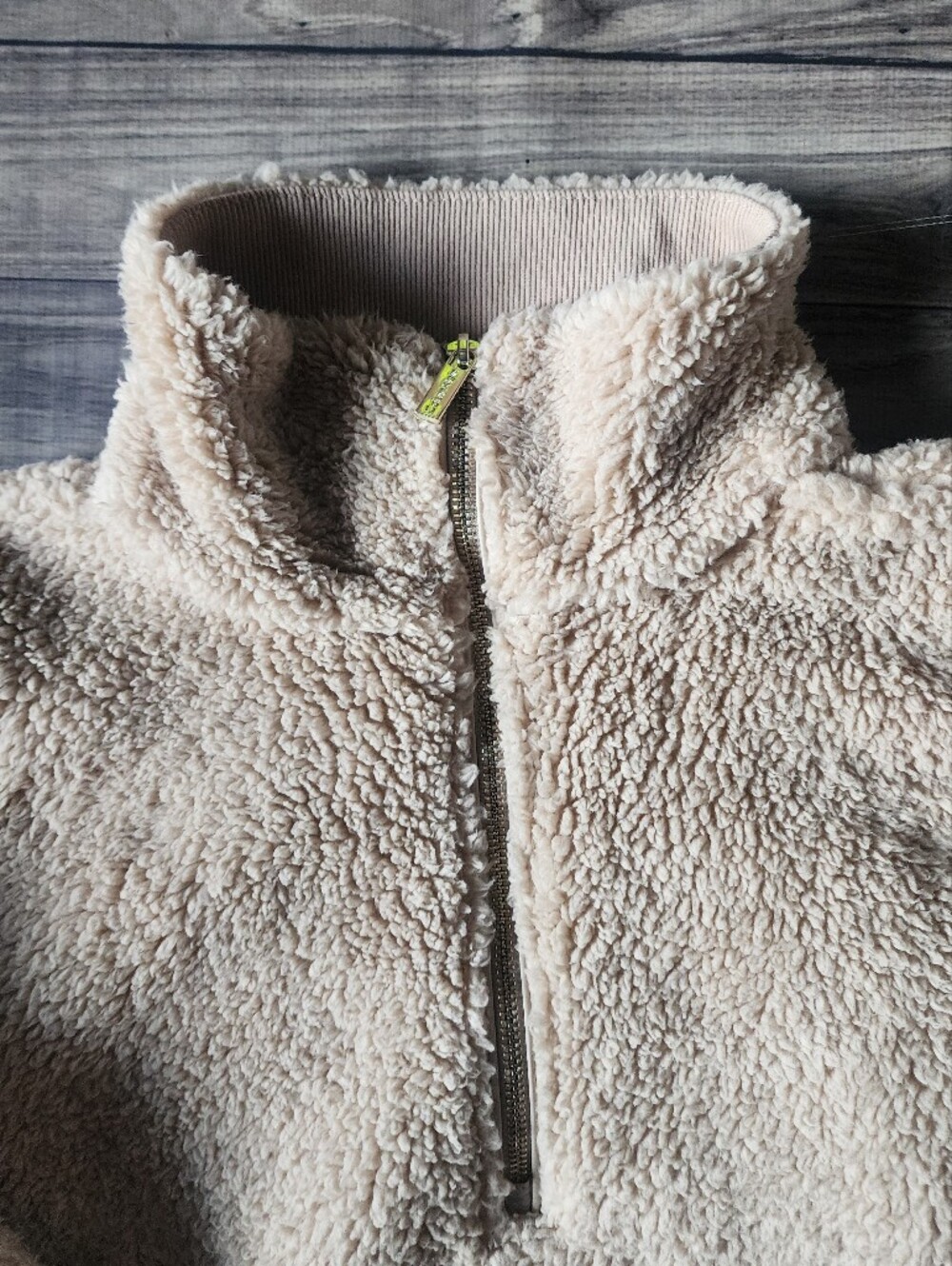 Calvin Klein Beige Sherpa Teddy Fleece Quarter Zip Pullover - Picture 4 of 9